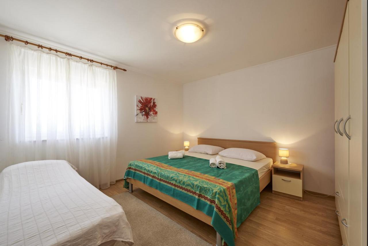 Apartments By The Sea Slatine, Ciovo - 15504 Esterno foto